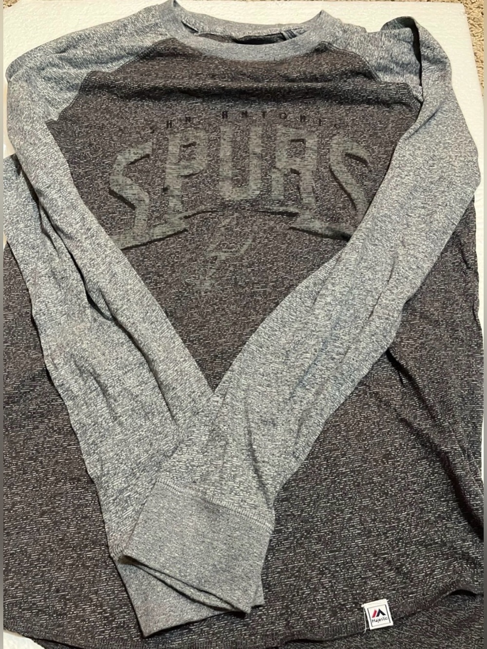 ♥️Majestic San Antonio Spurs Gray Long Sleeve Raglan Tee